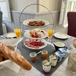 Bed & Breakfast Chateau Normandy - Viking Heritage, Pet Friedly Planquery