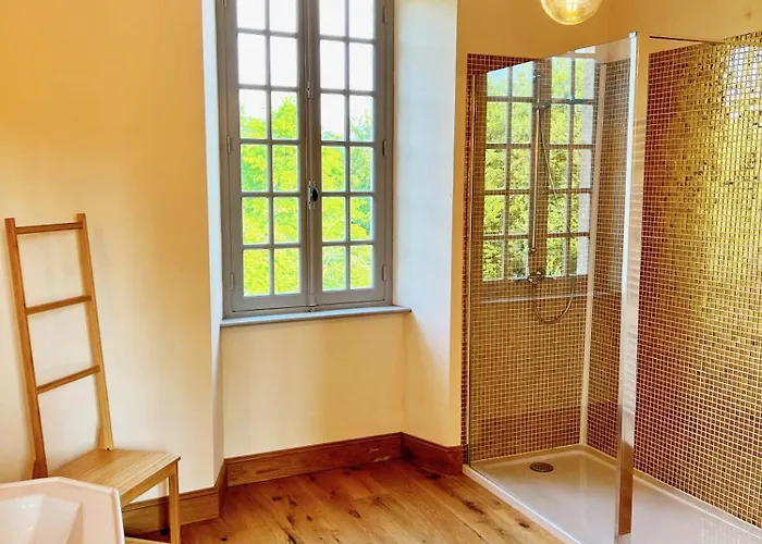 Chateau En Normandie Bed & Breakfast