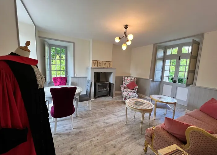 Chateau En Normandie * Planquery